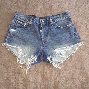 Levi’s Original 501 Destroyed Cut Off Jean Short